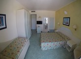Nord Est Hotel — Каттоліка, Італія мініатюра 10