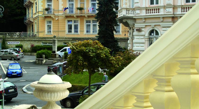 Lauretta Villa — Карлові Вари, Чехія мініатюра 8