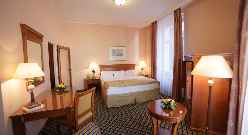 Lauretta Villa — Карлові Вари, Чехія мініатюра 37