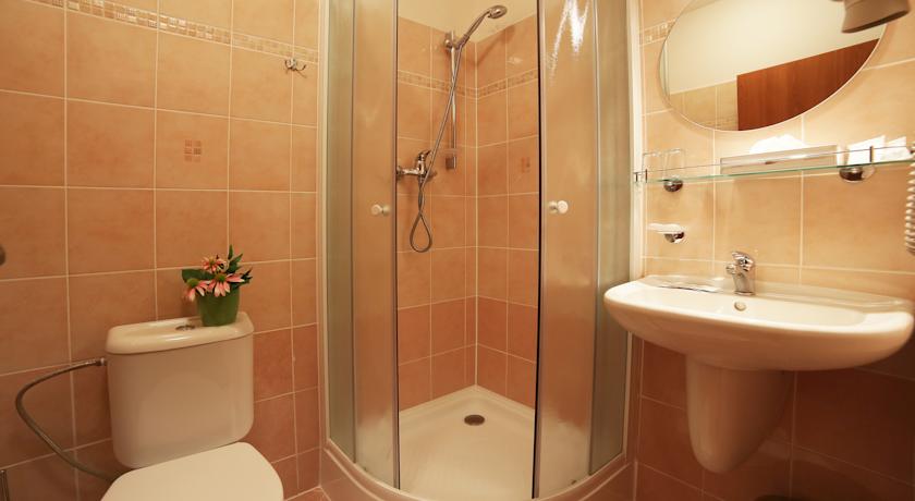Lauretta Villa — Карлові Вари, Чехія мініатюра 40