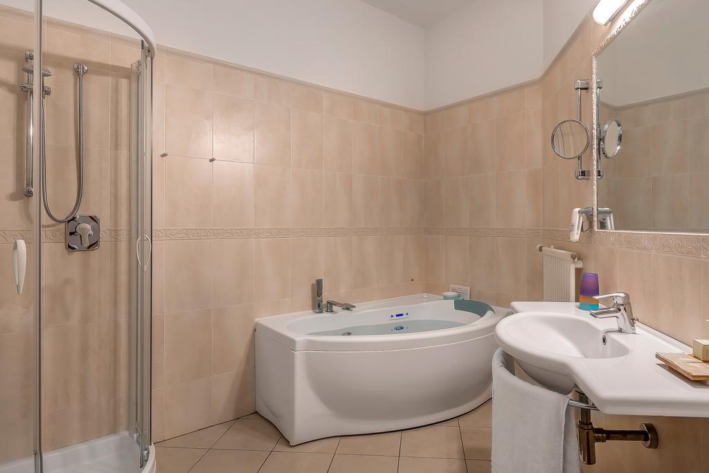 Sovrana Hotel & Re Aqva Spa — Емілія Романья, Італія мініатюра 8