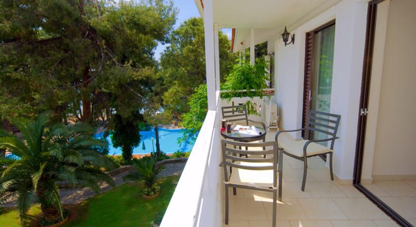 Porfi Beach Hotel — Халкідікі, Греція мініатюра 6