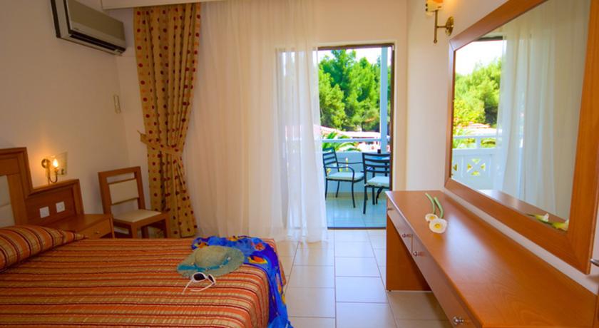 Porfi Beach Hotel — Халкідікі, Греція мініатюра 13