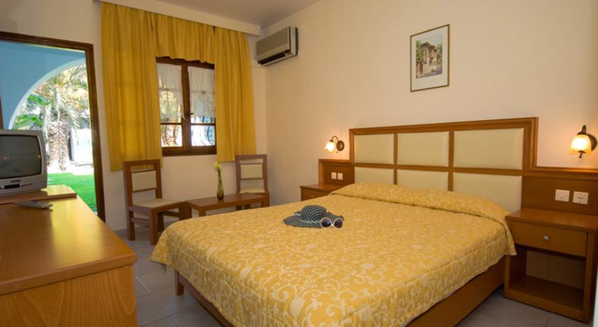 Porfi Beach Hotel — Халкідікі, Греція мініатюра 14