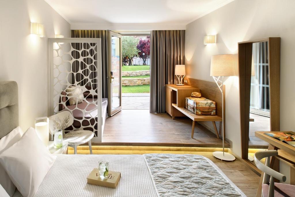 Portes Beach Hotel — Халкідікі, Греція мініатюра 9