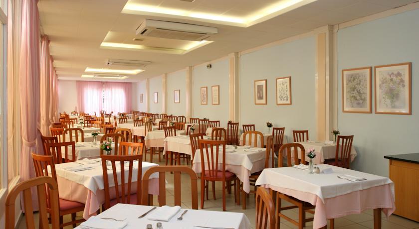 Pineda Splash Hotel 30º Hotels — Коста Барселона, Іспанія мініатюра 8