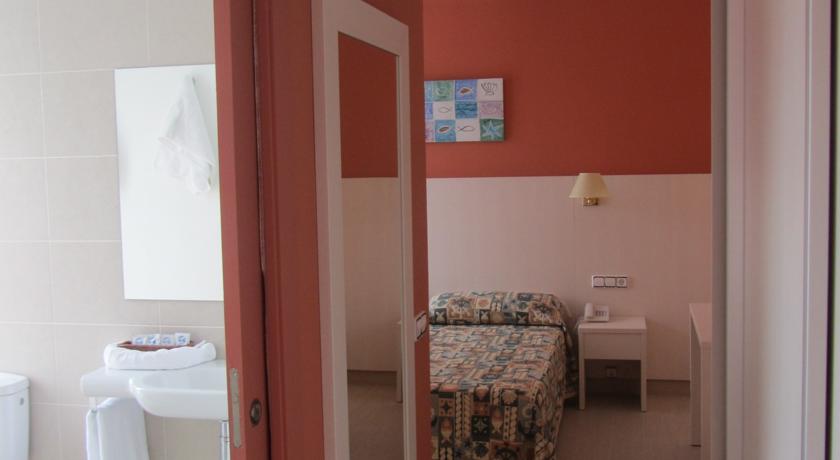 GHT Balmes Aparthotel & Splash — Коста Барселона, Іспанія мініатюра 17