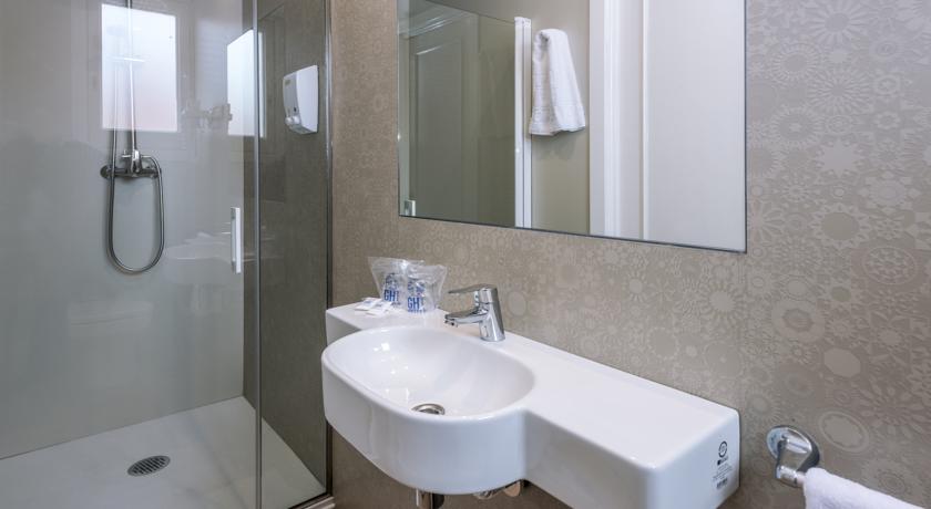 GHT Balmes Aparthotel & Splash — Коста Барселона, Іспанія мініатюра 20