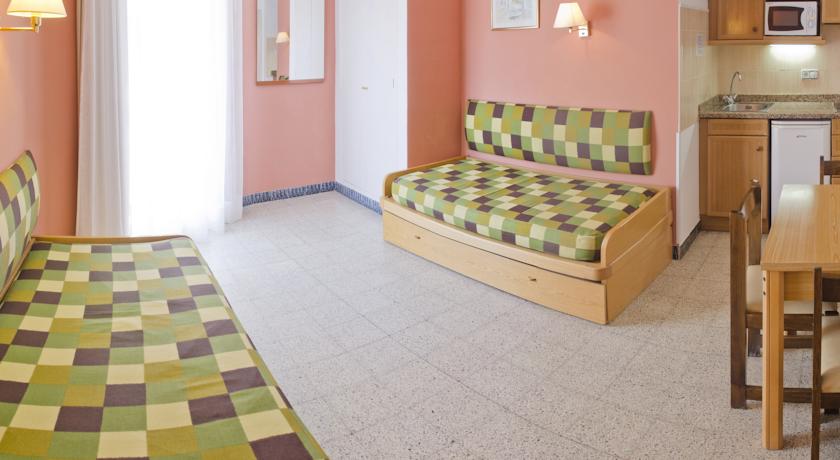 GHT Balmes Aparthotel & Splash — Коста Барселона, Іспанія мініатюра 25