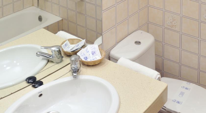 GHT Balmes Aparthotel & Splash — Коста Барселона, Іспанія мініатюра 26