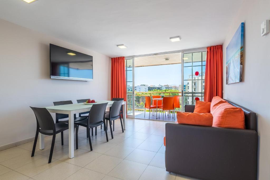 Navarra Suites Apartamentos Salou — Коста Дорада, Іспанія мініатюра 7