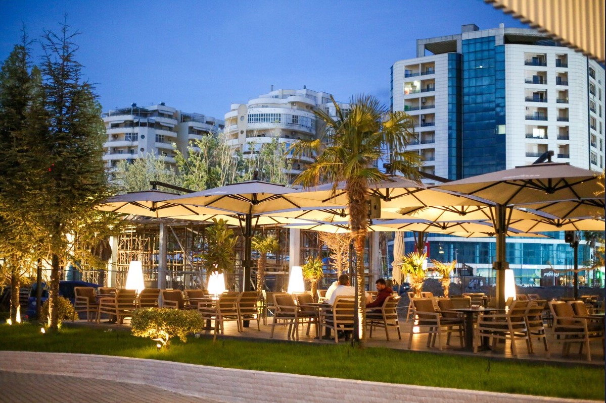 Regina Garden — Вльора, Албанія мініатюра 8