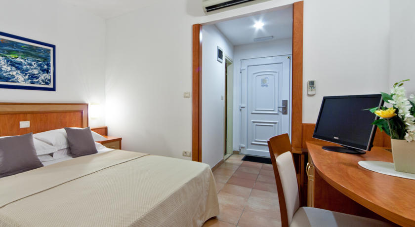 Bluesun Resort Afrodita — Тучепі, Хорватія мініатюра 9