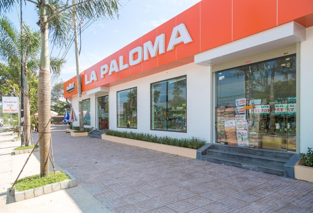 La Paloma — о. Фукуок, В'єтнам мініатюра 18