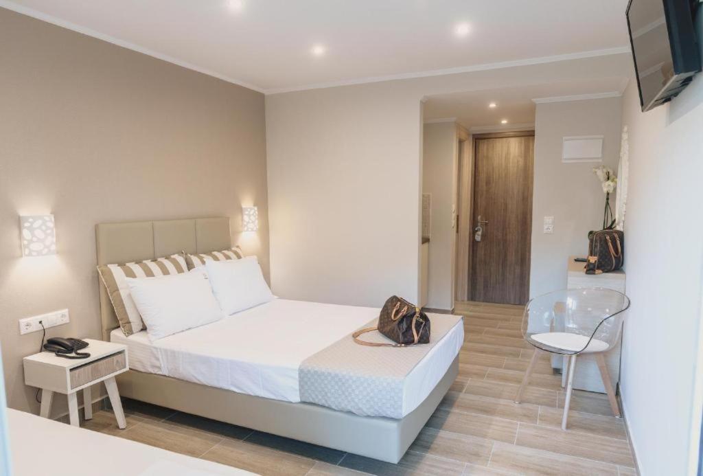 Ammos Beach Studios & Suites — Пієрія, Греція мініатюра 13