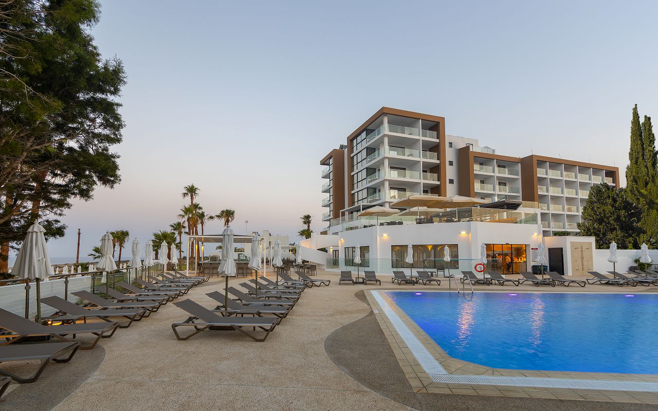 Leonardo Crystal Cove Hotel & Spa by the Sea — Протарас, Кіпр — фото 1