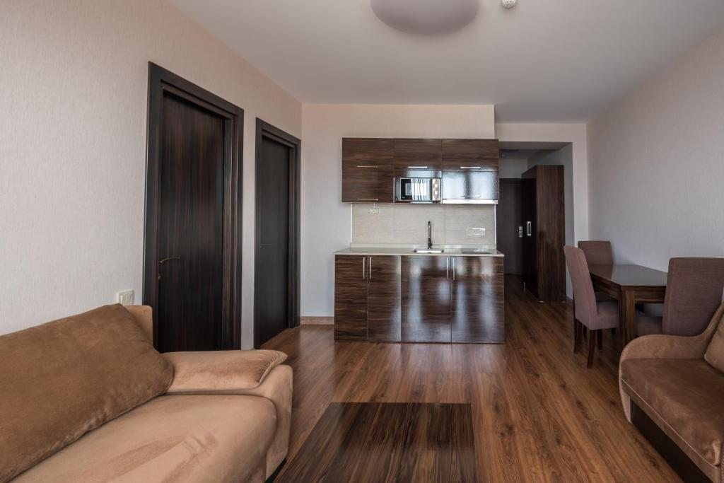 Orbi Beach Tower Hotel — Батумі, Грузія мініатюра 6