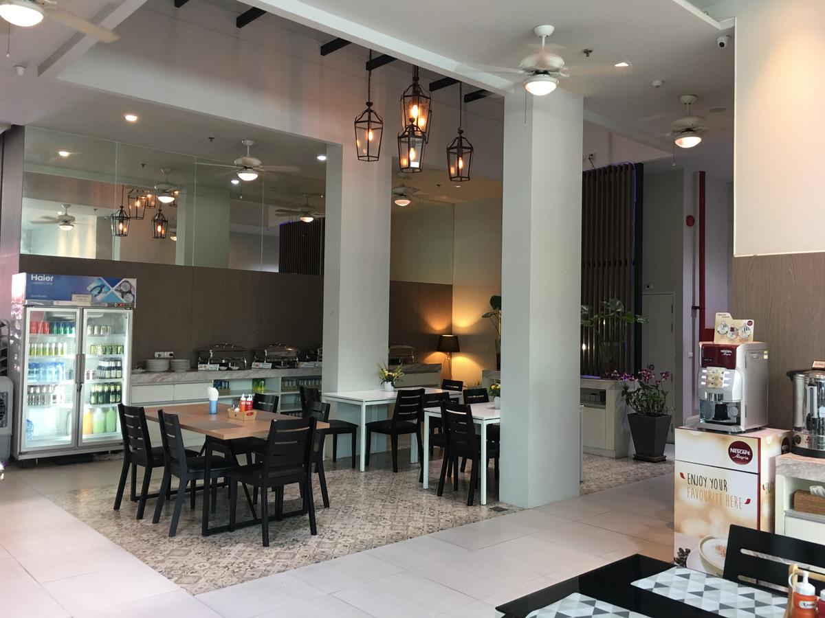 Centro One Bangla — о. Пхукет, Таїланд мініатюра 8