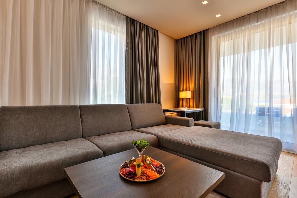 WOW Hotel — Будванськая Рівʼєра, Чорногорія мініатюра 8
