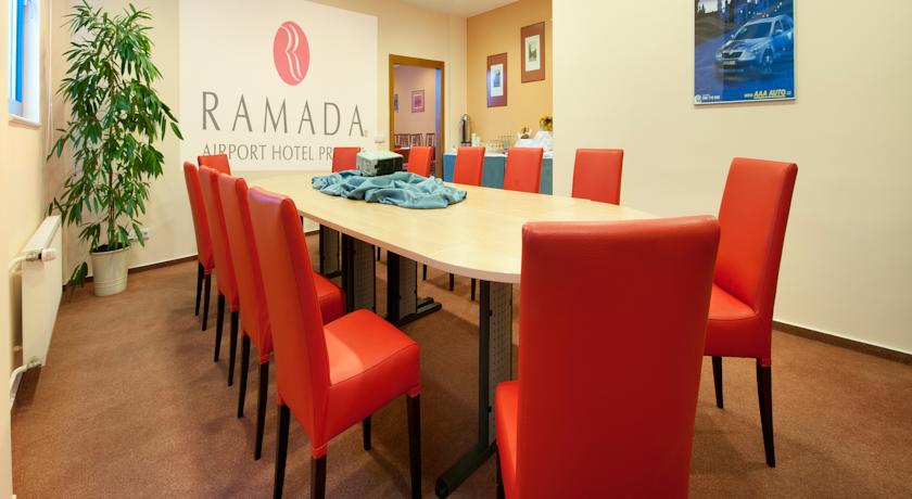 Ramada Airport Hotel Prague — Прага, Чехія мініатюра 15