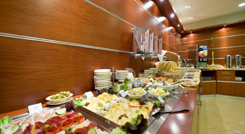 Ramada Airport Hotel Prague — Прага, Чехія мініатюра 22
