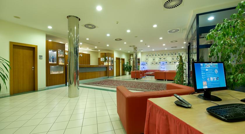 Ramada Airport Hotel Prague — Прага, Чехія мініатюра 38