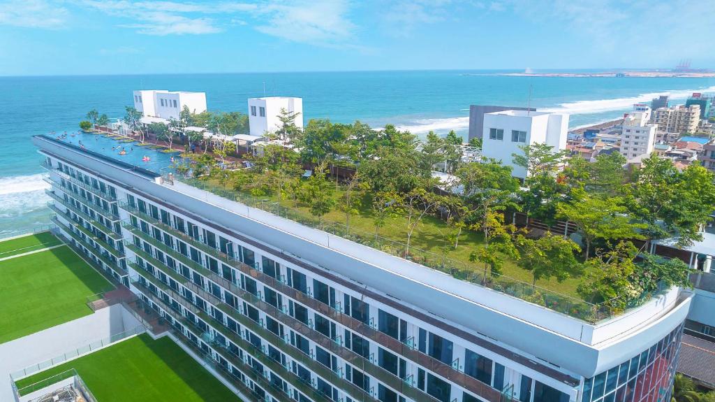 Marino Beach Colombo — Коломбо, Шрі Ланка мініатюра 91