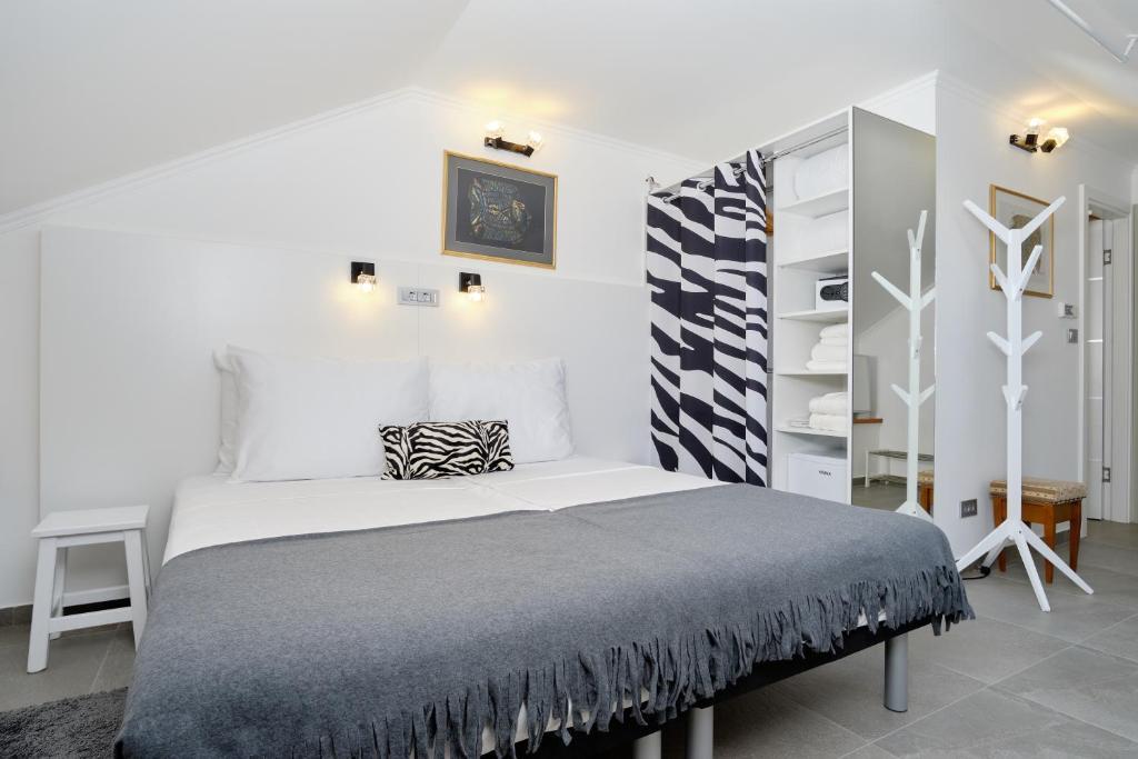 Zebra Hotel Donja Lastva — Боко-Которська бухта, Чорногорія мініатюра 10