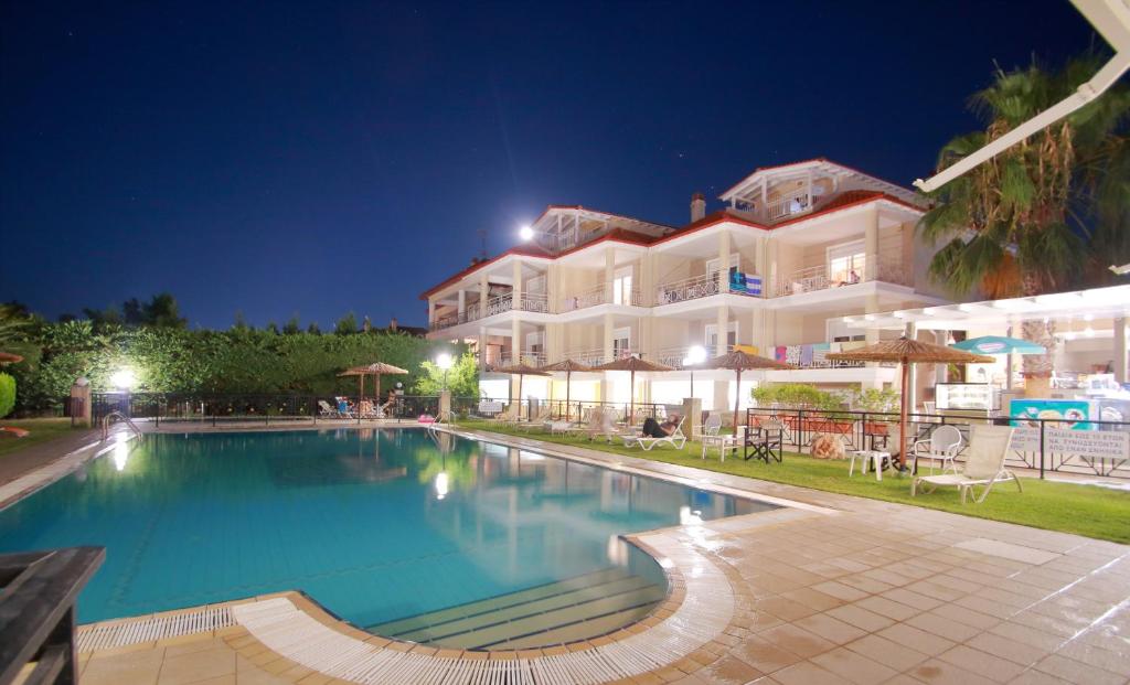 Golden Residence Family Resort — Халкідікі, Греція мініатюра 6