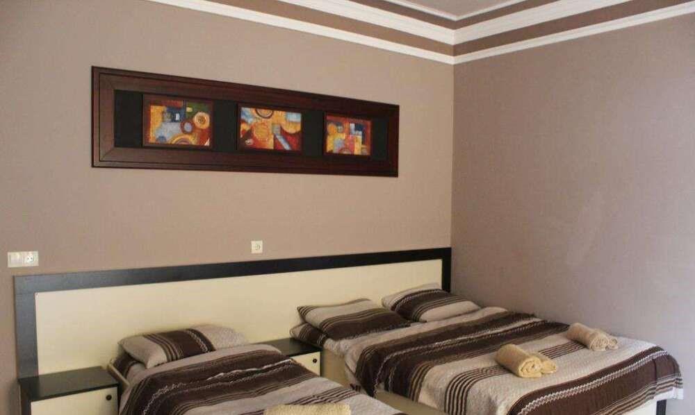Black & White Hotel — Кобулеті, Грузія мініатюра 8