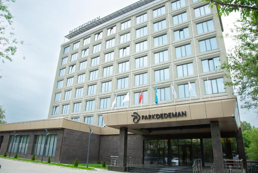 Park Dedeman Almaty — Алмати, Казахстан — фото 1
