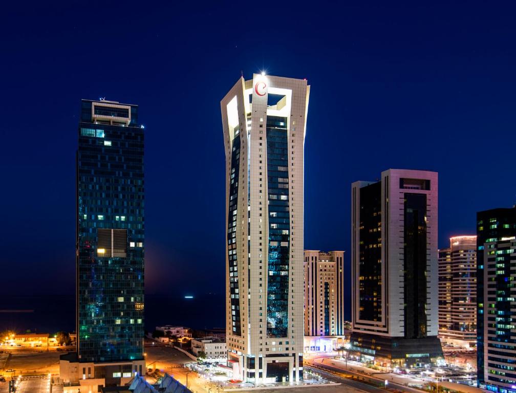 Centara West Bay Residences & Suites — Доха, Катар — фото 1