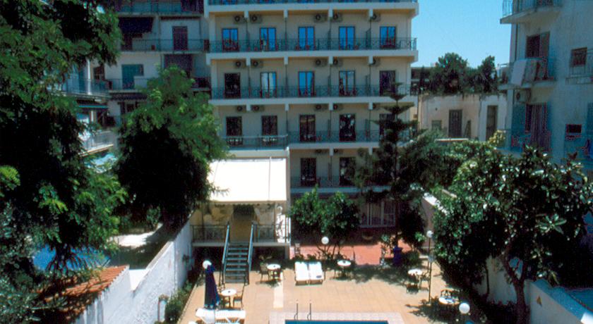 Bakos Hotel — Лутракі (Коринфія), Греція мініатюра 21
