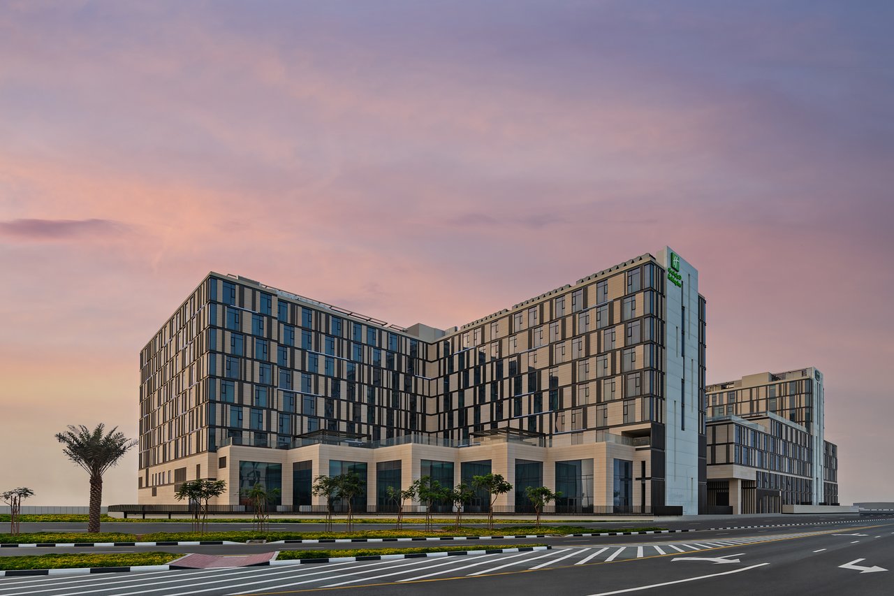 Holiday Inn Dubai al Maktoum Airport — Дубаї, Об'єднані Арабські Емірати мініатюра 51