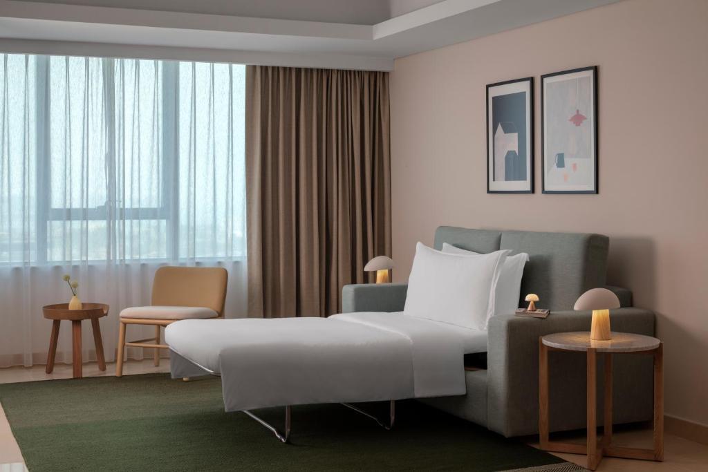 Staybridge Suites Dubai Internet City — Дубаї, Об'єднані Арабські Емірати мініатюра 66