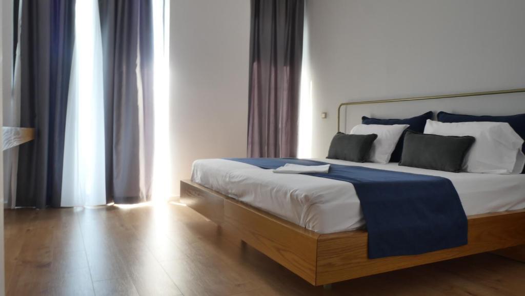 H&M Hotel — Вльора, Албанія мініатюра 6