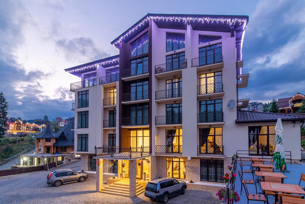 Gold Palace Bukovel — Карпати, Україна — фото 1