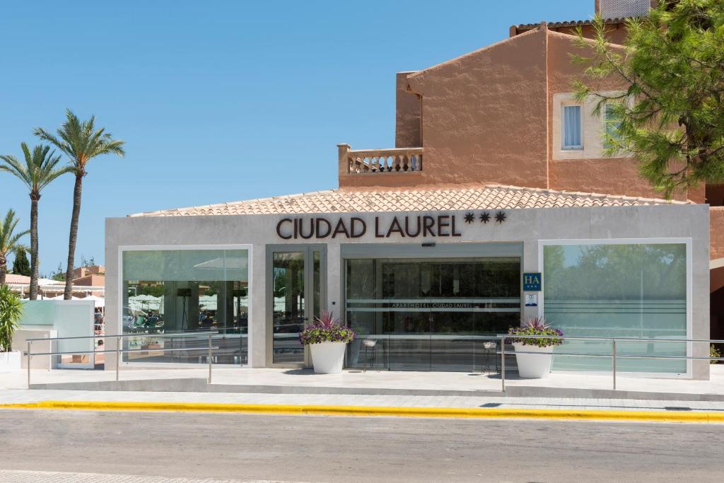 Ciudad Laurel Aparthotel