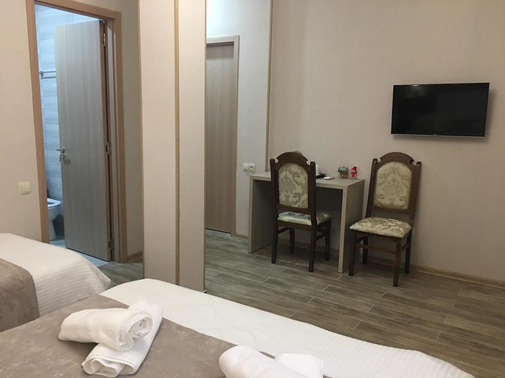 Triston Hotel — Тбілісі, Грузія мініатюра 7