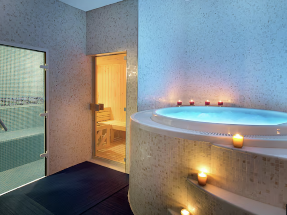 DoubleTree by Hilton Doha Old Town — Доха, Катар мініатюра 6