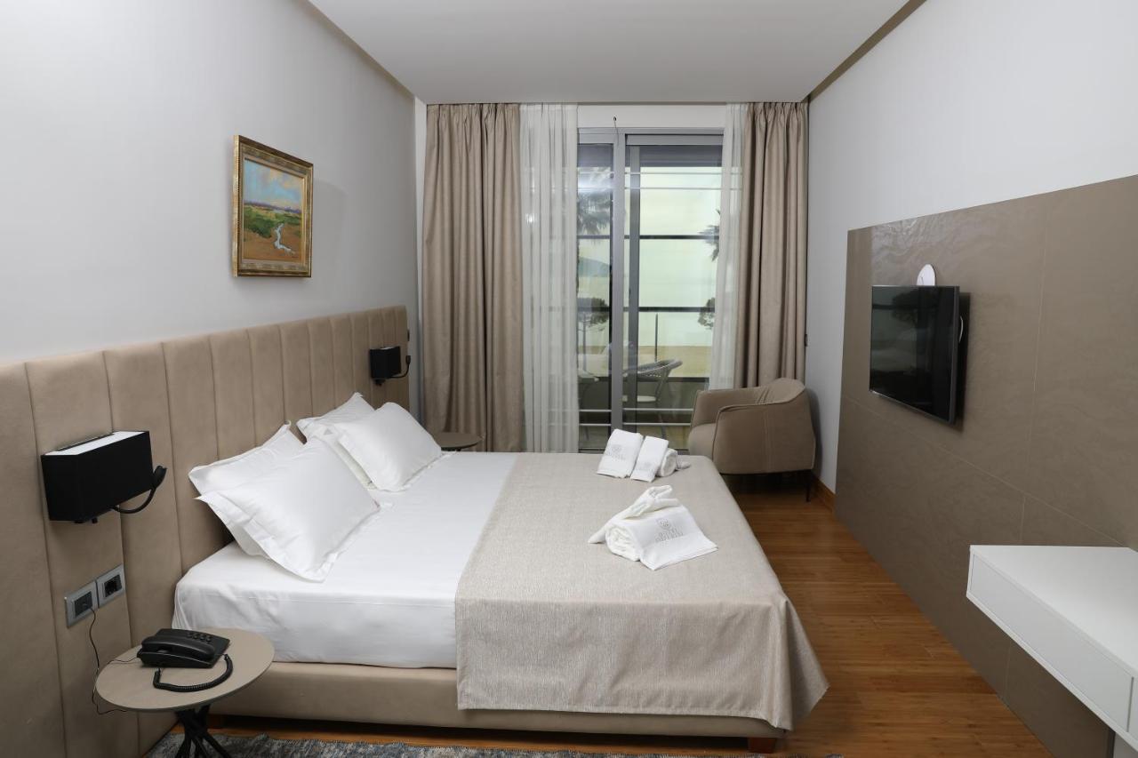 Imperial Hotel Vlore — Вльора, Албанія мініатюра 7