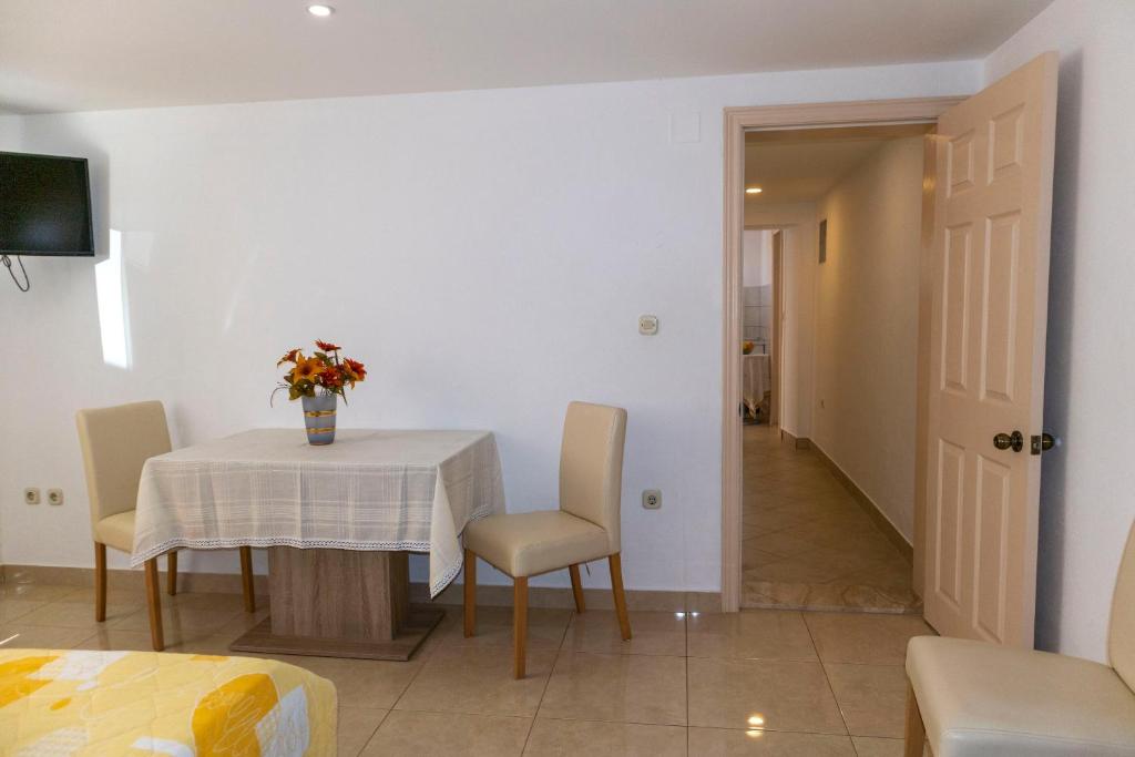 Ante Apartments, Макарська, Хорватія мініатюра 7