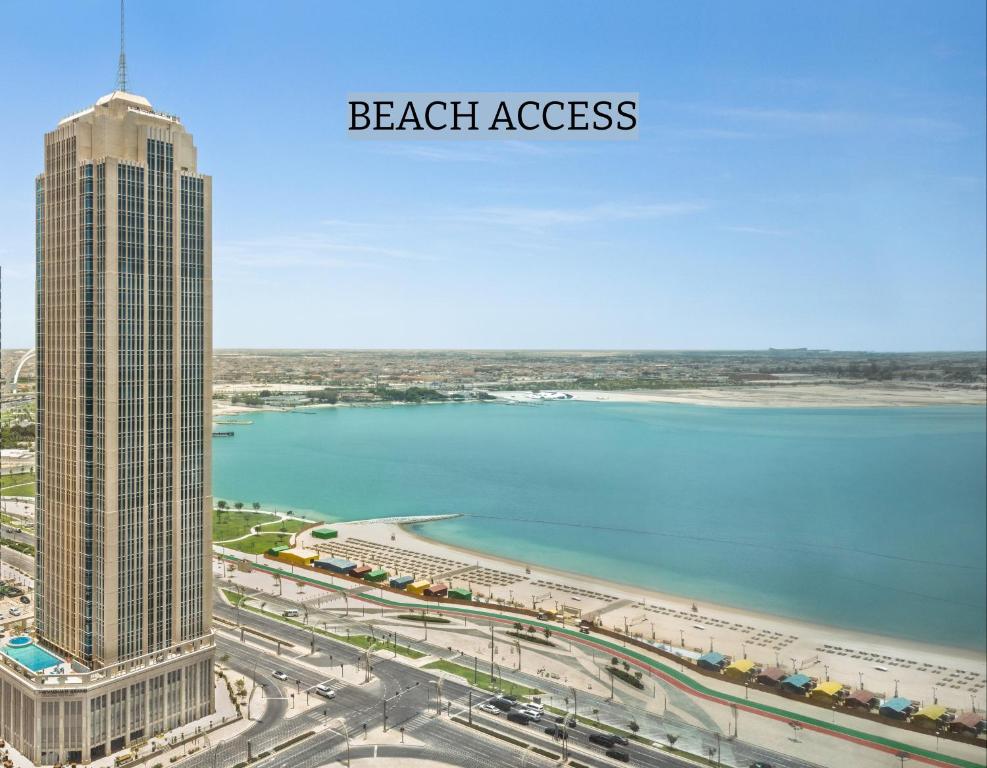 Wyndham Grand Doha West Bay Beach — Доха, Катар — фото 1