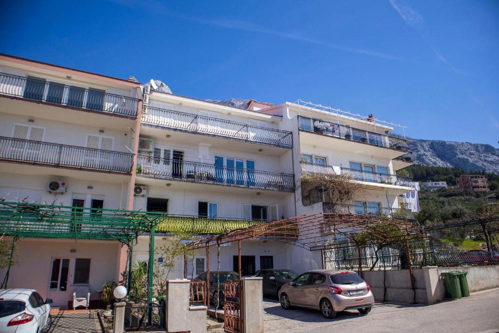 Julijana Apartments — Макарська, Хорватія — фото 1