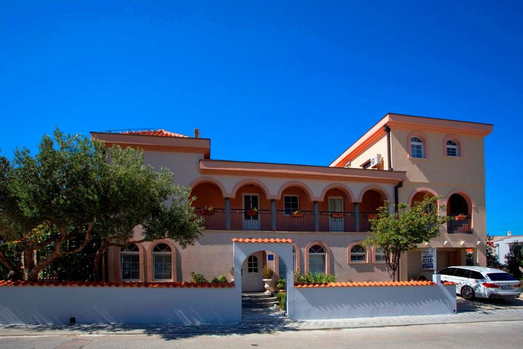 Brigitte Villa — Тучепі, Хорватія — фото 1