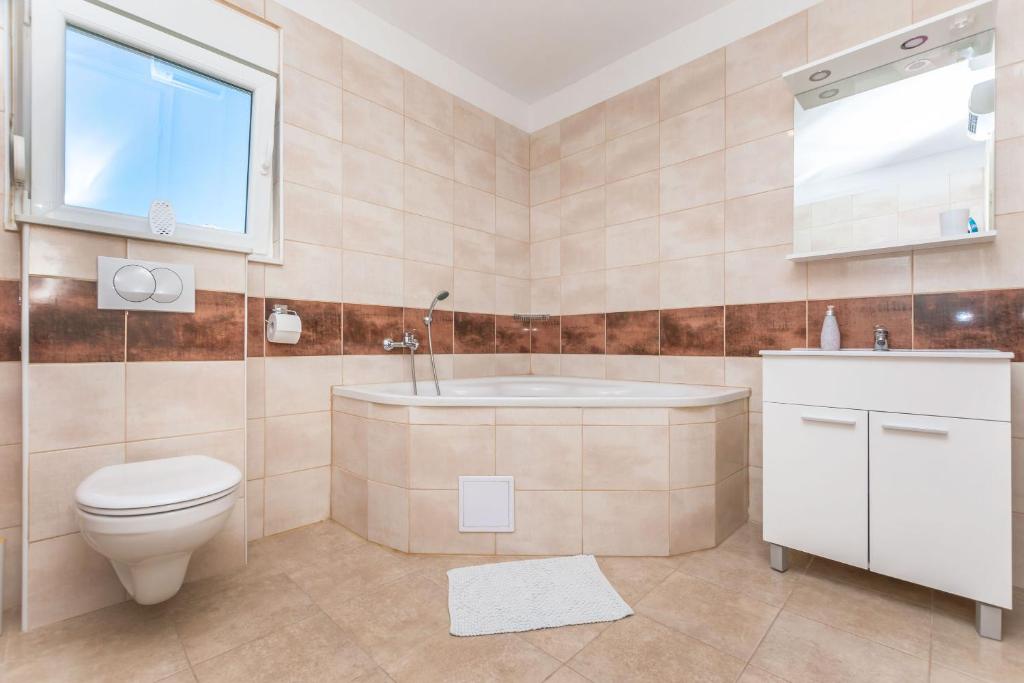 Marijo Apartment — Оміш, Хорватія мініатюра 6