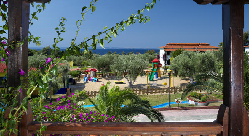Blue Dolphin Hotel — Халкідікі, Греція мініатюра 23