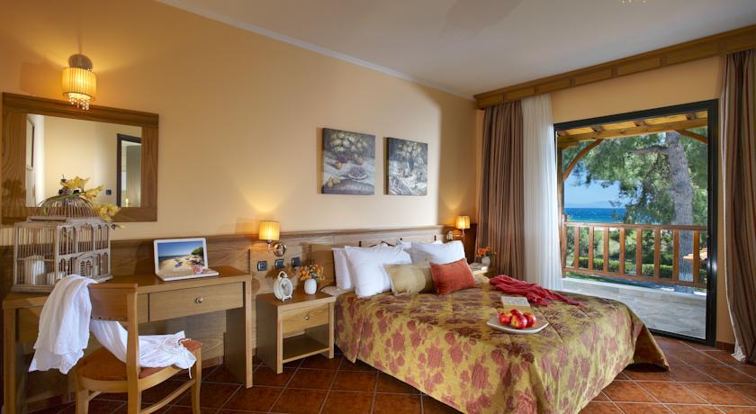 Blue Dolphin Hotel — Халкідікі, Греція мініатюра 25