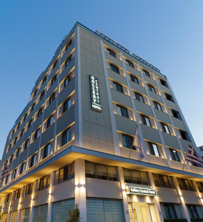 Gallery Central Piraeus Port — Аттика, Греція — фото 1