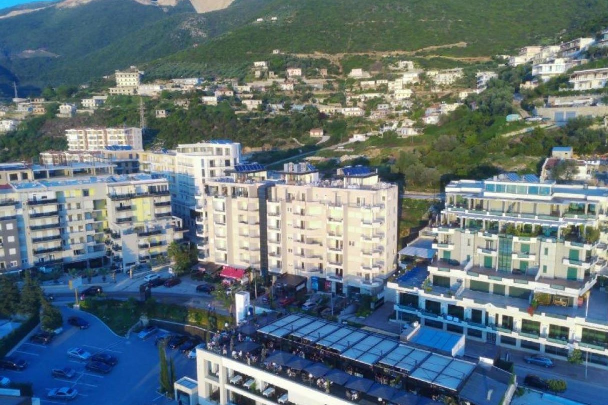 Thea Hotel — Вльора, Албанія мініатюра 18